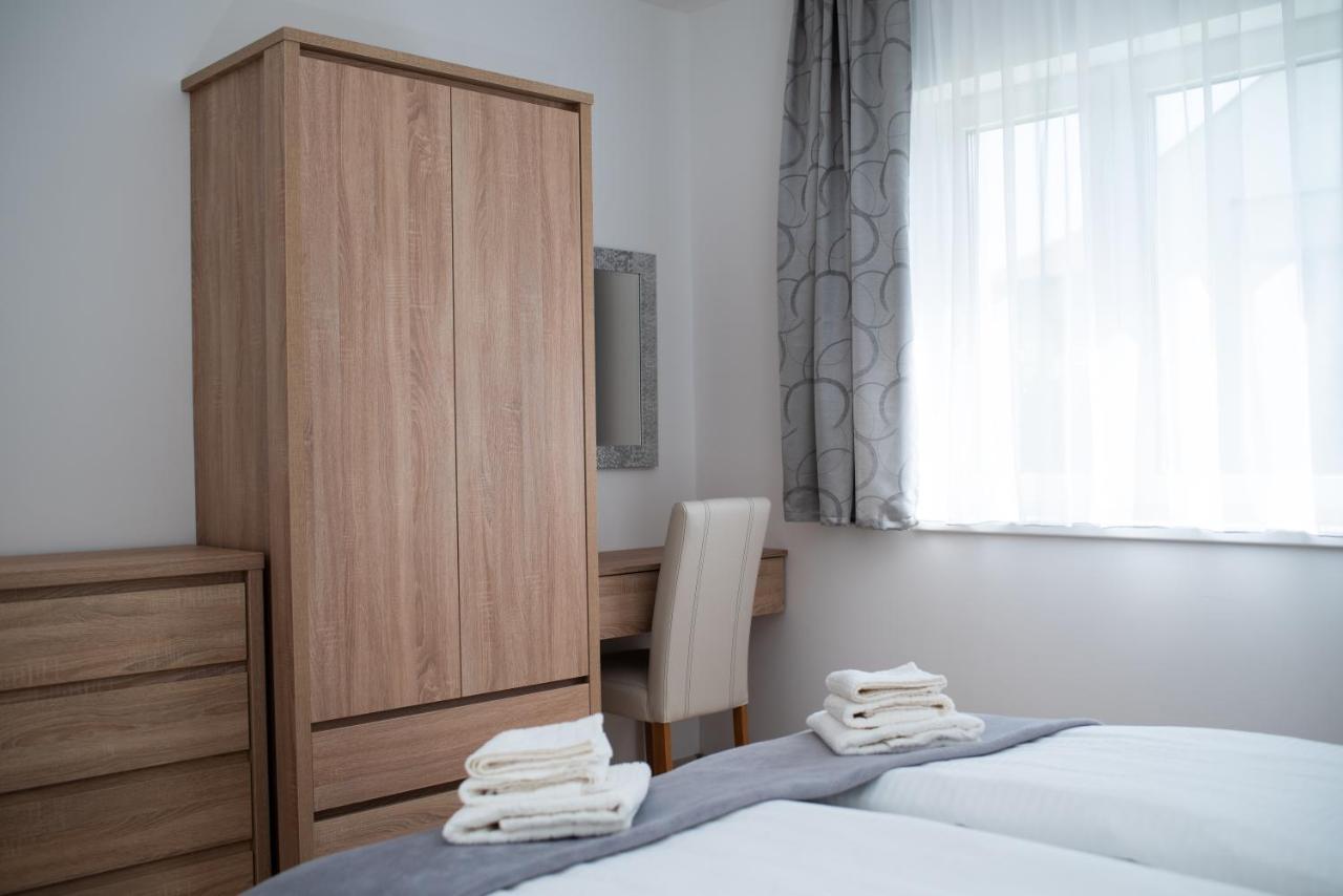 Twins Apartman Хевіз Екстер'єр фото