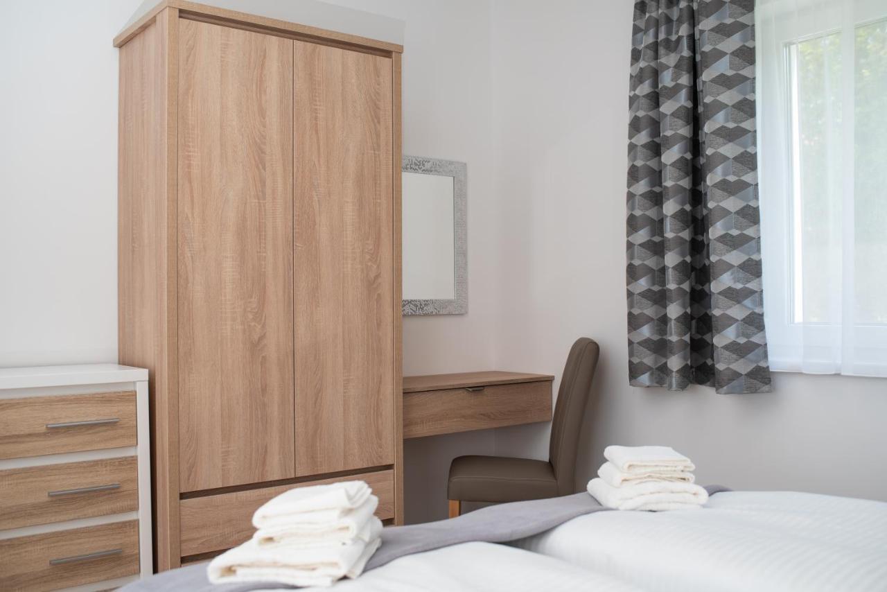 Twins Apartman Хевіз Екстер'єр фото